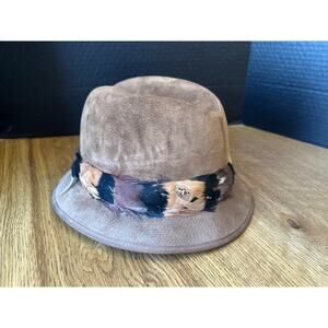 Vintage Hush Puppies Casual Headwear Suede Fedora Hat Brown Feathers Sz Large